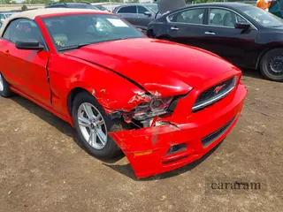 2014 Ford Mustang V6