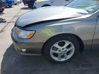 2000 Lexus ES 300