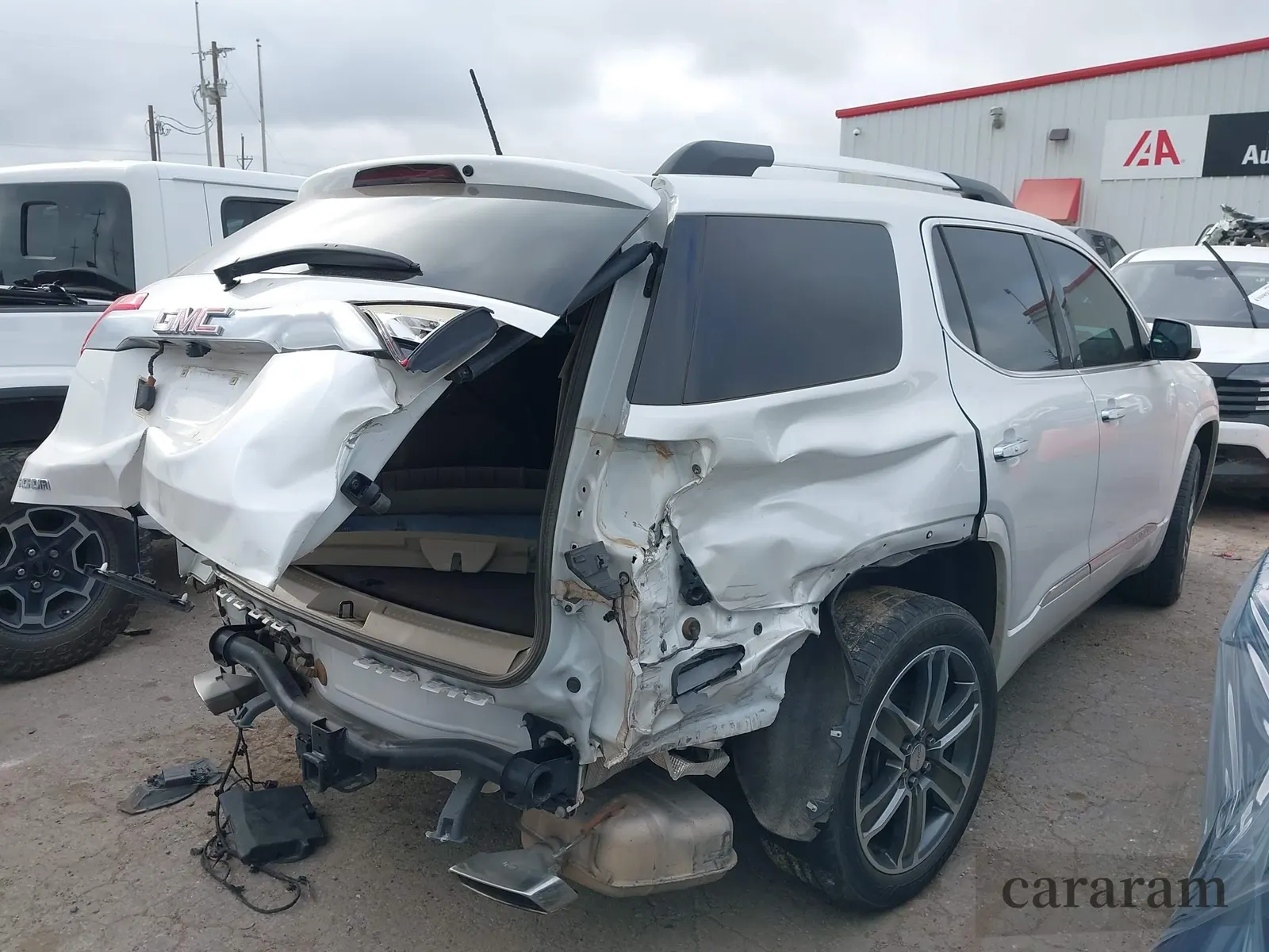 2017 GMC Acadia Denali