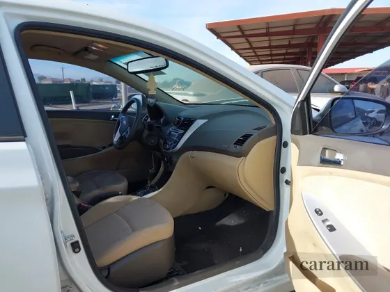 2012 Hyundai Accent GLS
