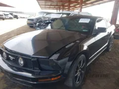 2005 Ford Mustang Deluxe
