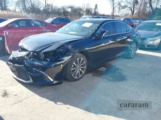 2019 Lexus ES 300h