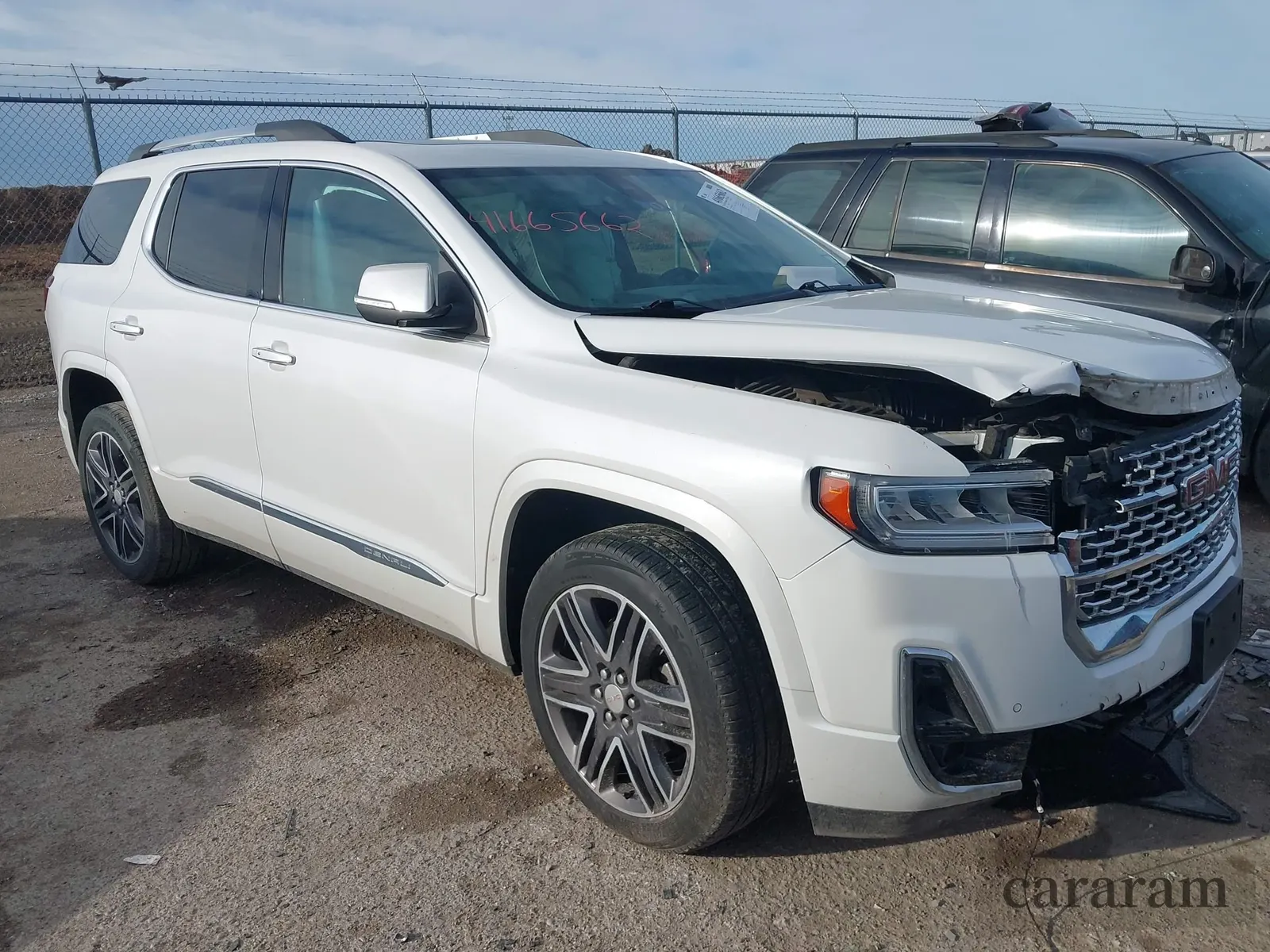 2020 GMC Acadia Denali