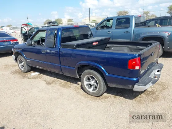 2003 Chevrolet S-10 LS