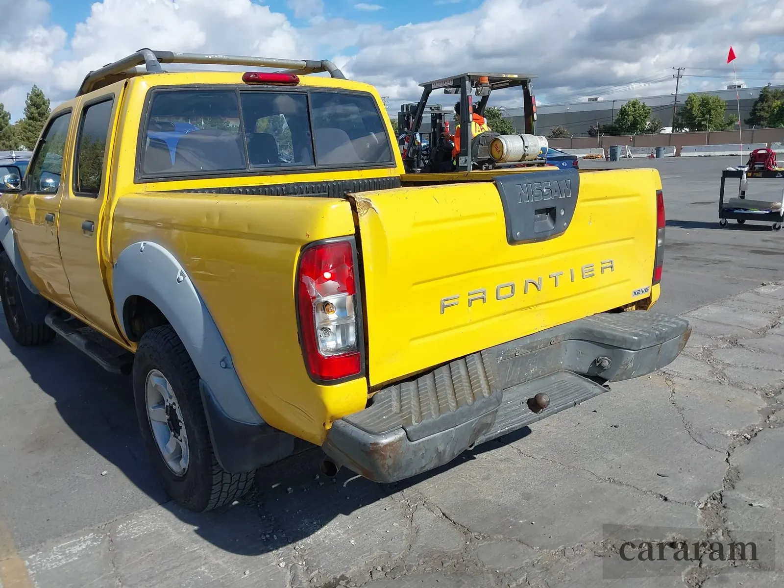 2001 Nissan Frontier SE
