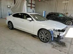 2017 Volvo S90 Momentum