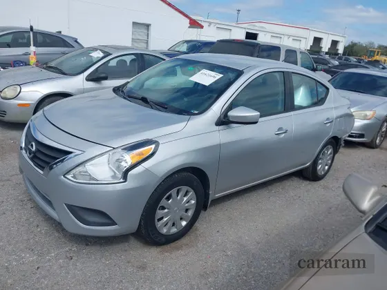 2017 Nissan Versa SL