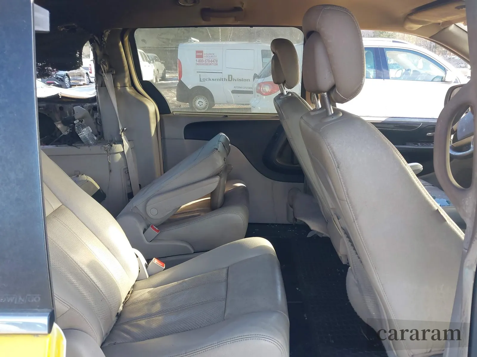 2012 Chrysler Town & Country Touring L