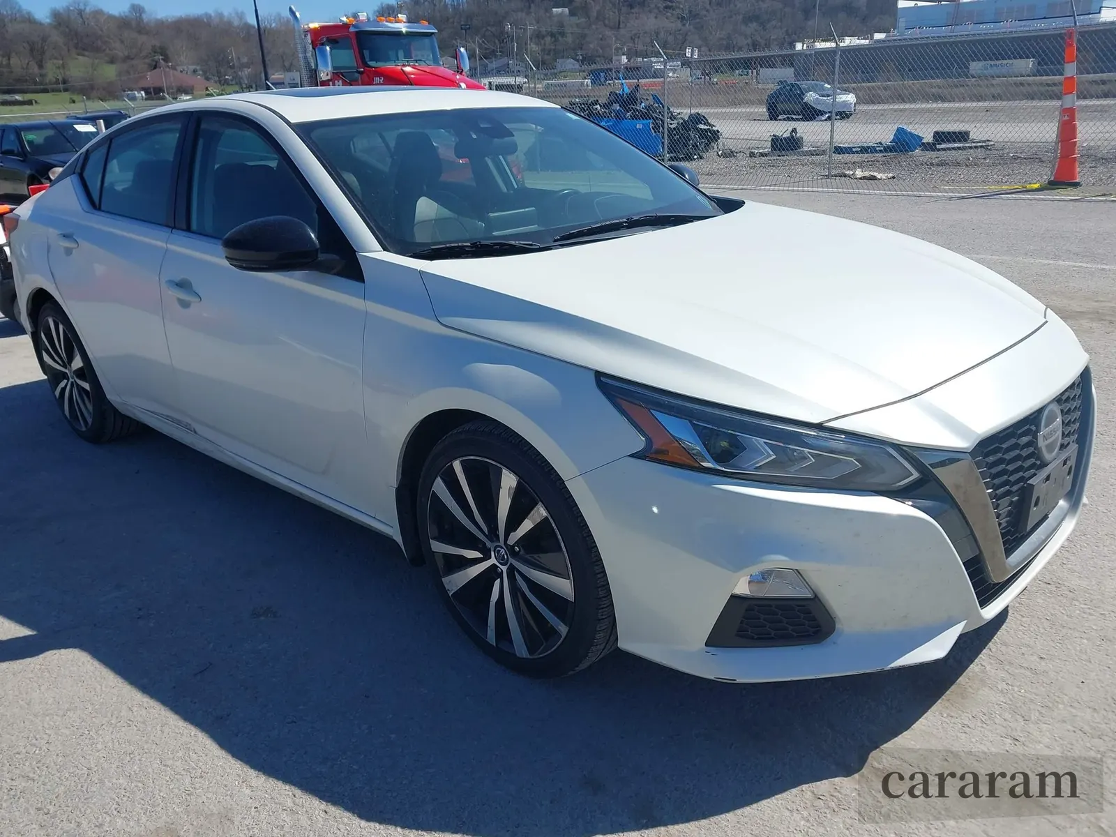 2020 Nissan Altima SR