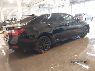 2017 Lexus ES 300h