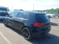 2016 Volkswagen Golf TSI S
