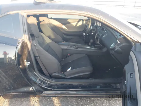 2011 Chevrolet Camaro 2LS