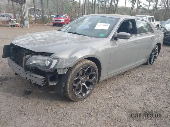 2019 Chrysler 300 S