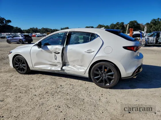 2022 Mazda 3 Premium