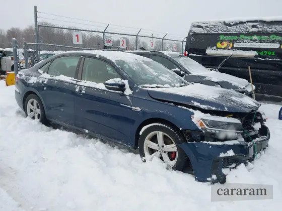 2020 Volkswagen Passat R-Line