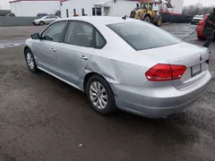 2013 Volkswagen Passat S