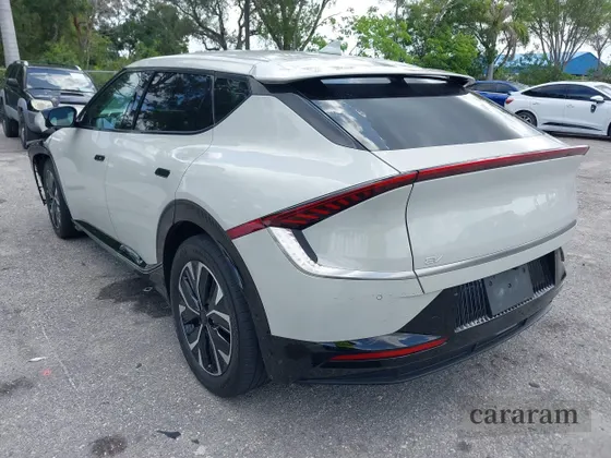 2022 Kia EV6 Wind