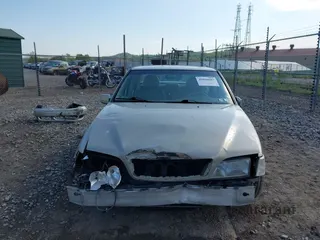 2000 Volvo S70