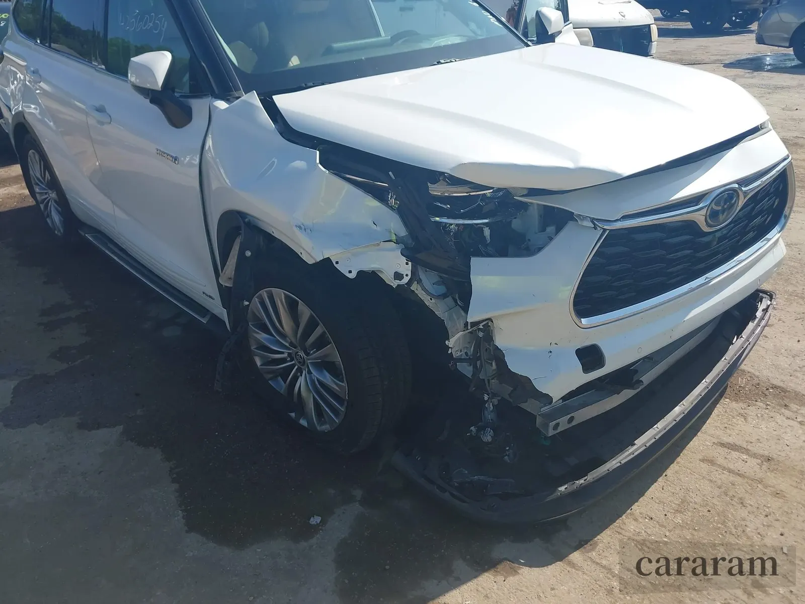 2021 Toyota Highlander Hybrid Platinum