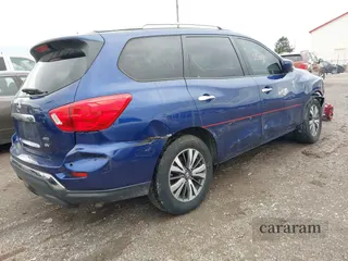 2018 Nissan Pathfinder SV