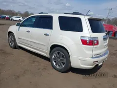 2011 GMC Acadia Denali