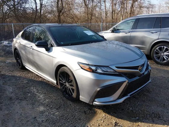 2022 Toyota Camry XSE