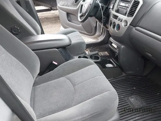 2003 Mazda Tribute LX