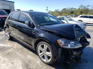 2017 Volkswagen Golf S