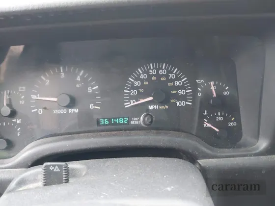 2000 Jeep Cherokee