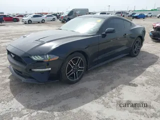 2020 Ford Mustang EcoBoost