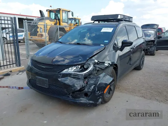 2020 Chrysler Pacifica Launch Edition
