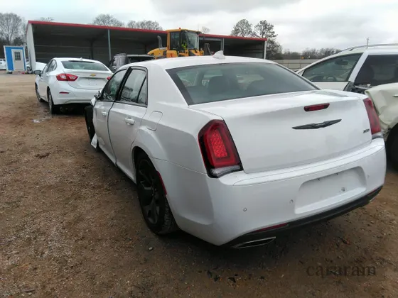 2022 Chrysler 300 Touring L