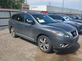 2015 Nissan Pathfinder S