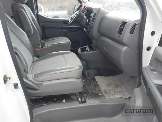 2016 Nissan NV S