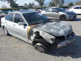 2004 BMW 3 Series 325i