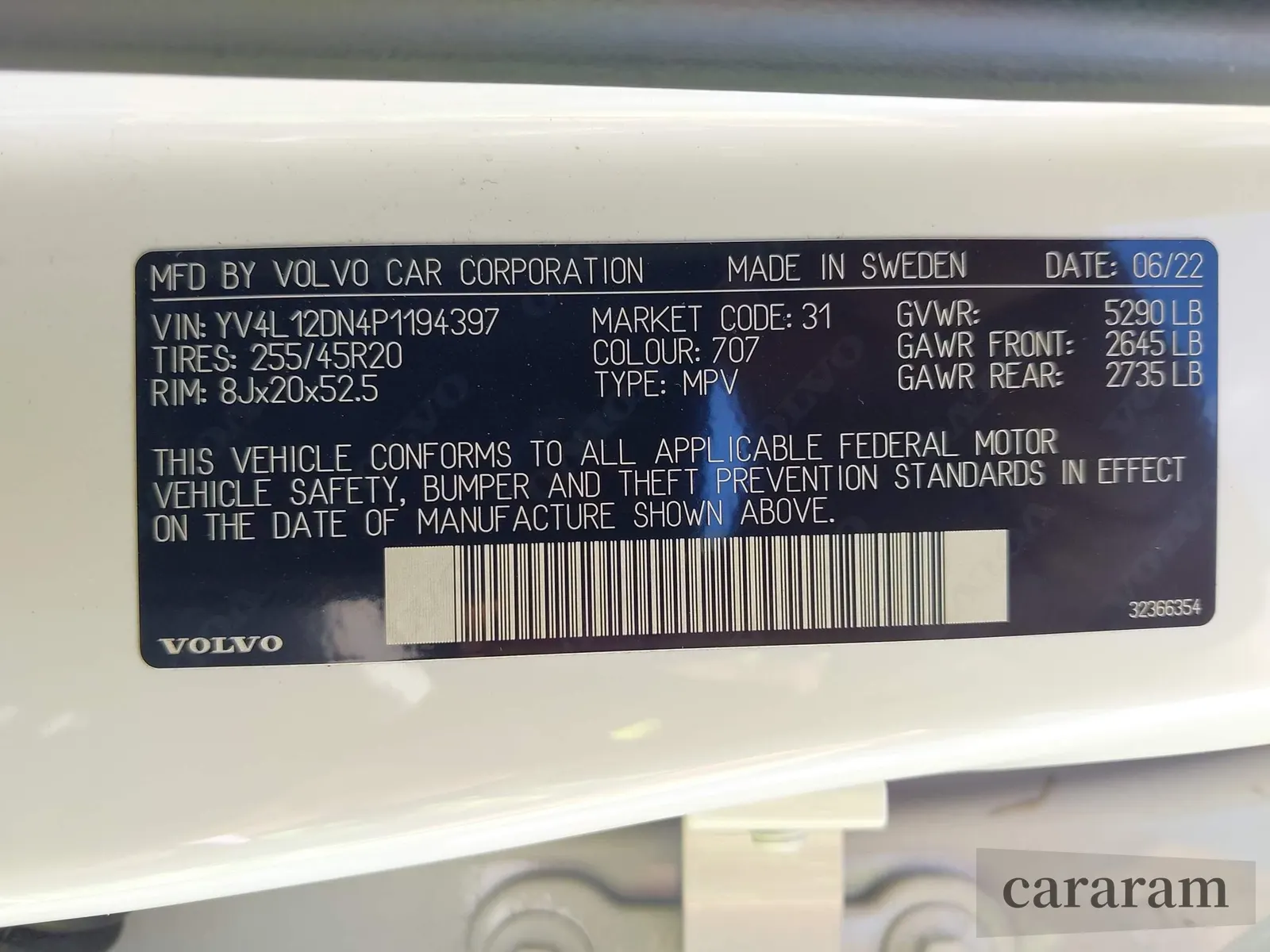 2023 Volvo XC60 Plus Bright Theme
