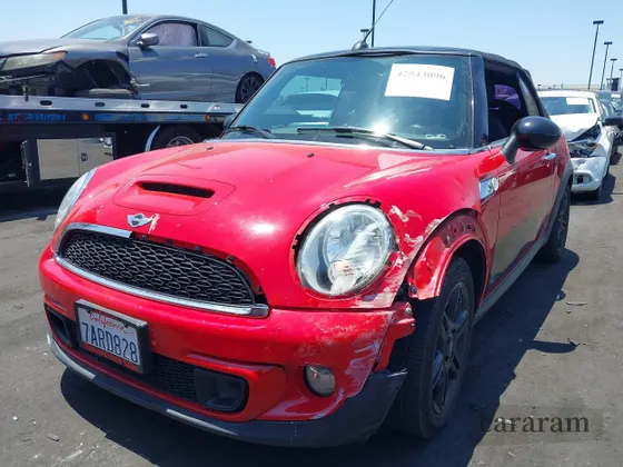 2013 MINI Convertible S
