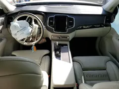 2022 Volvo XC90 Inscription
