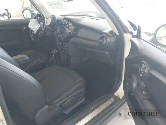 2017 MINI Hardtop Cooper