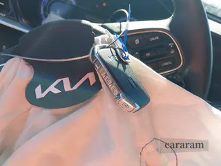 2022 Kia Niro LX
