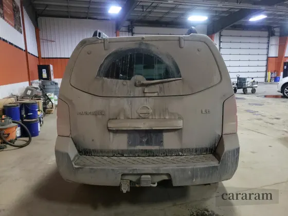 2010 Nissan Pathfinder SE