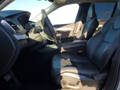 2025 Volvo XC90 Core