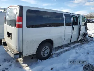 2017 Chevrolet Express Passenger LT