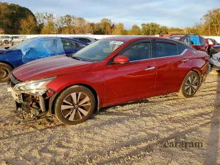 2019 Nissan Altima SV