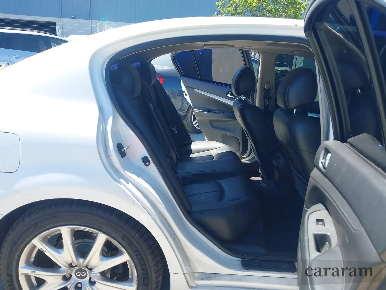 2010 Infiniti G37 Journey