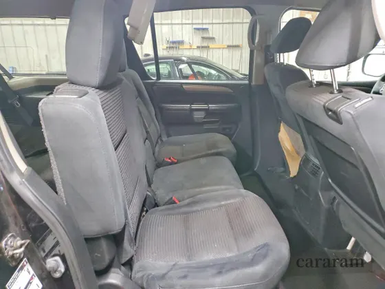 2012 Nissan Armada SV