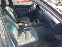 2000 Lexus LS 400