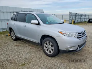 2013 Toyota Highlander SE