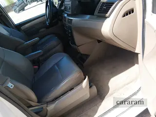 2012 Volkswagen Routan SE