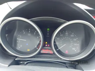 2013 Mazda 5 Sport
